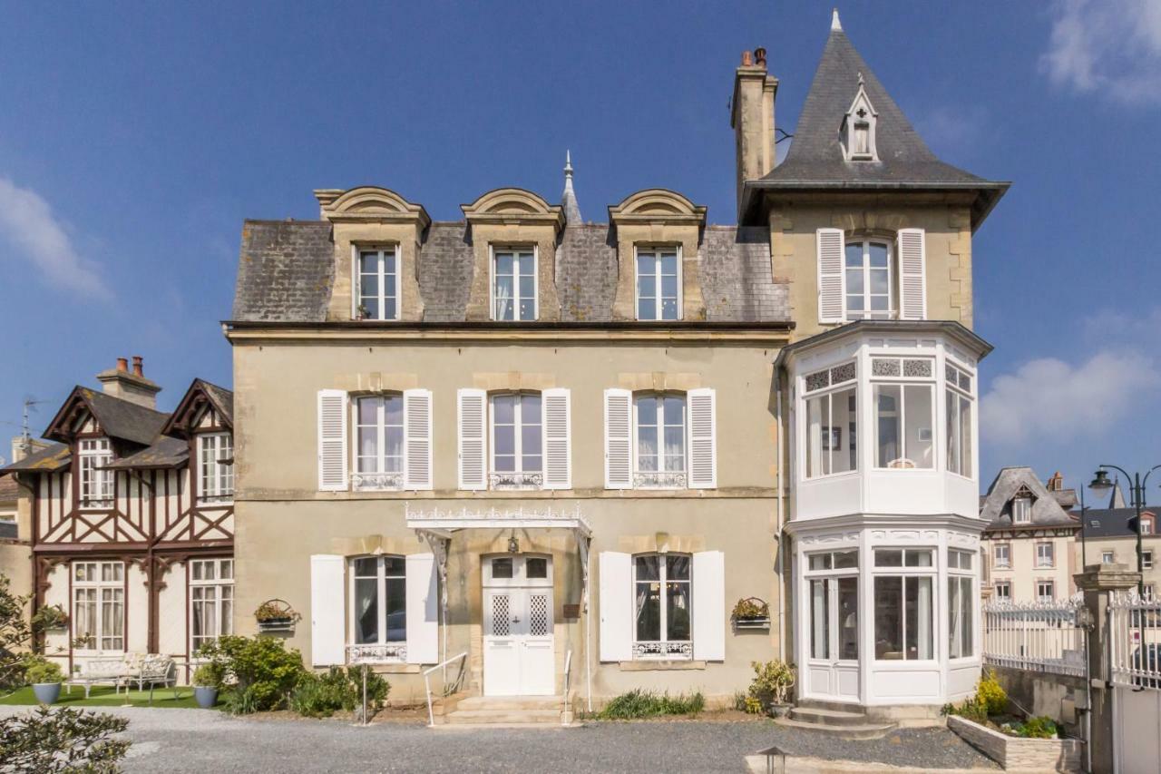 Dday Aviators Le Manoir Hotel Arromanches-les-Bains Eksteriør billede